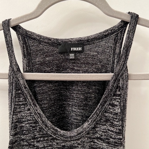 Yasmine Dress Aritiza - Picture 3 of 4